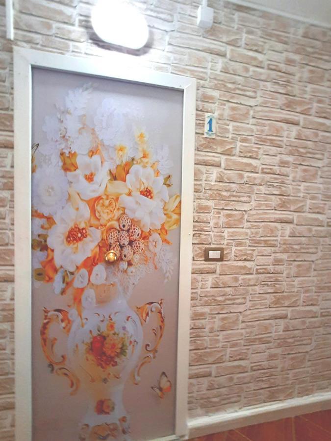 那不勒斯La Mansarda别墅 外观 照片